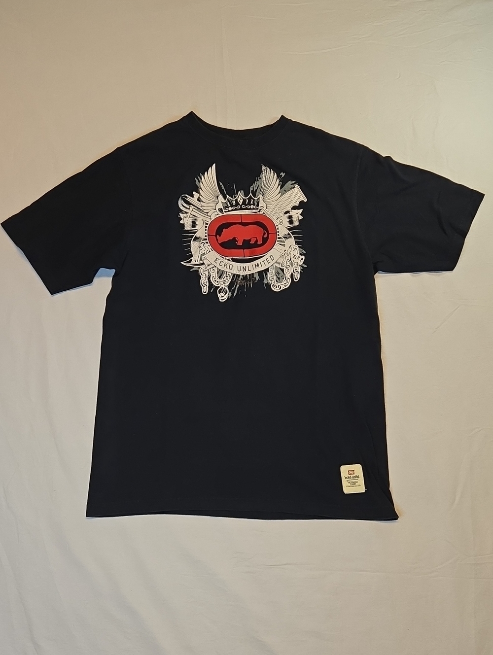 Ecko Unlimited Full Graphic Crest Logo T-Shirt Vintage Y2K Black, Red & White